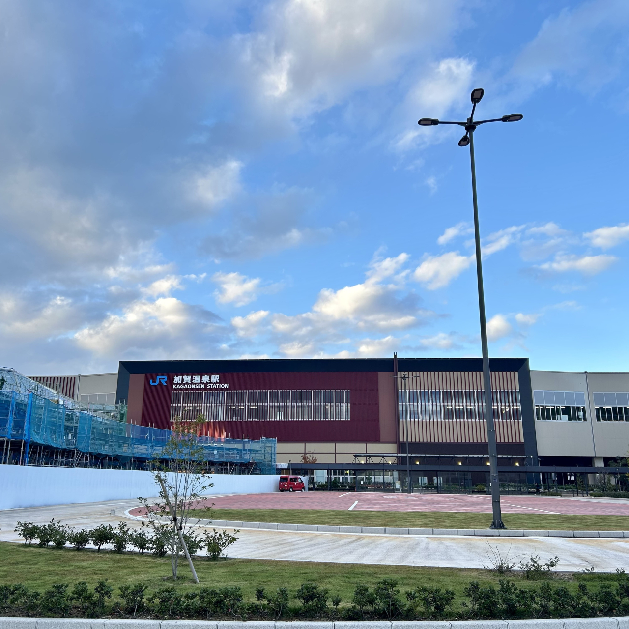 北陸新幹線　加賀温泉駅